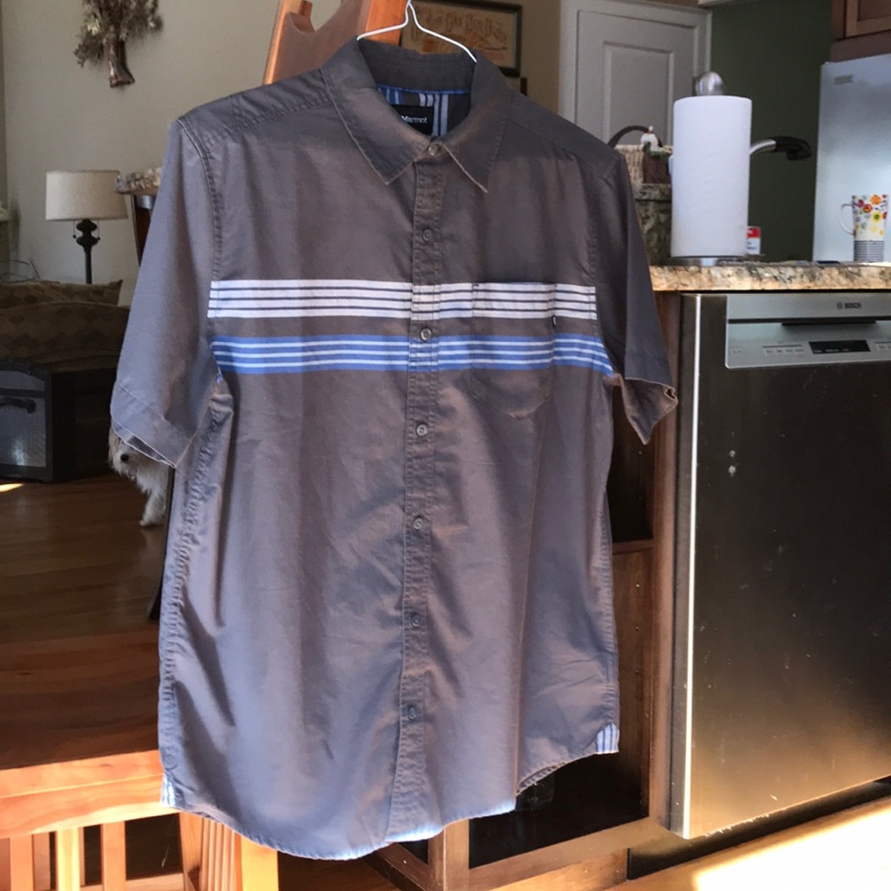 Men’s Marmot button down short sleeve shirt